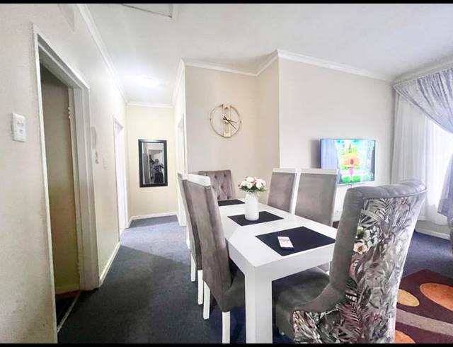 2 BEDROOM PROPERTY TO RENT IN BLACKRIDGE